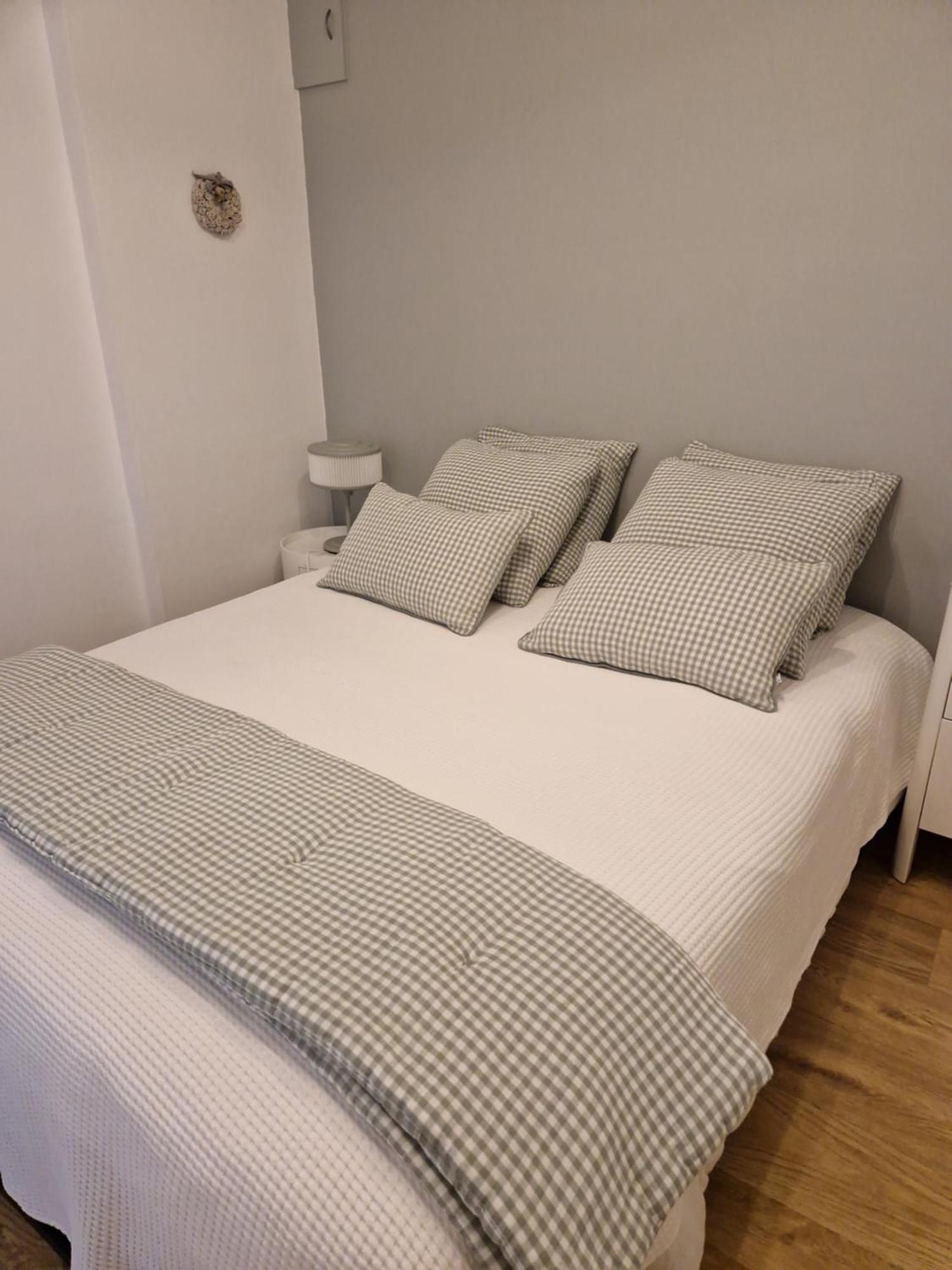 La Cour Apartamento Honfleur Exterior foto